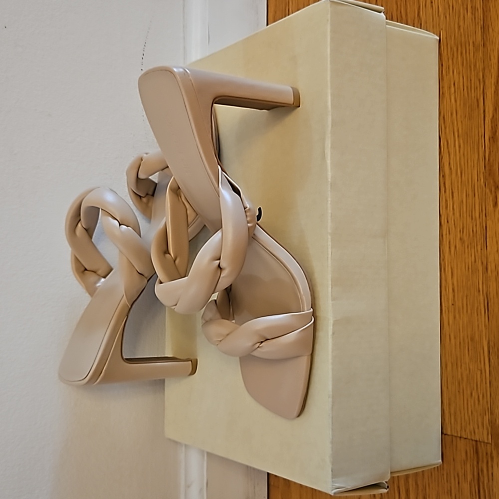Open Edit shoes size 7 NIB